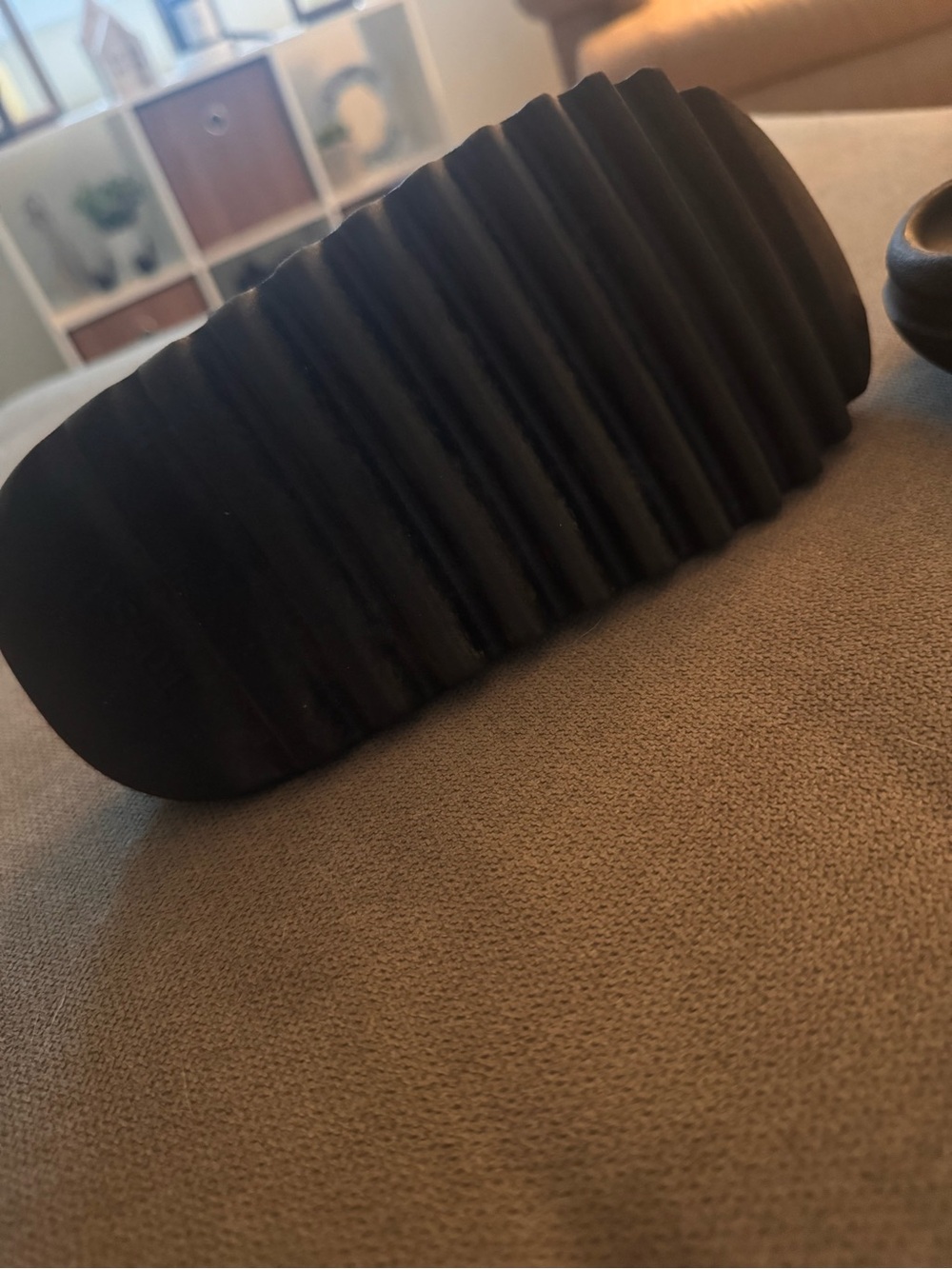 Yeezy Slides - Picture 3 of 3